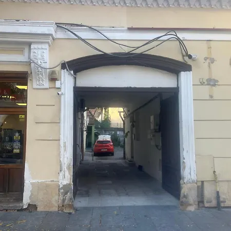 La Palma Cave Historic Stone In Old Town Cluj-Napoca