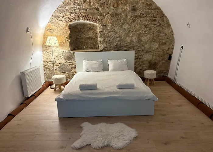 La Palma Cave Historic Stone In Old Town * Cluj-Napoca