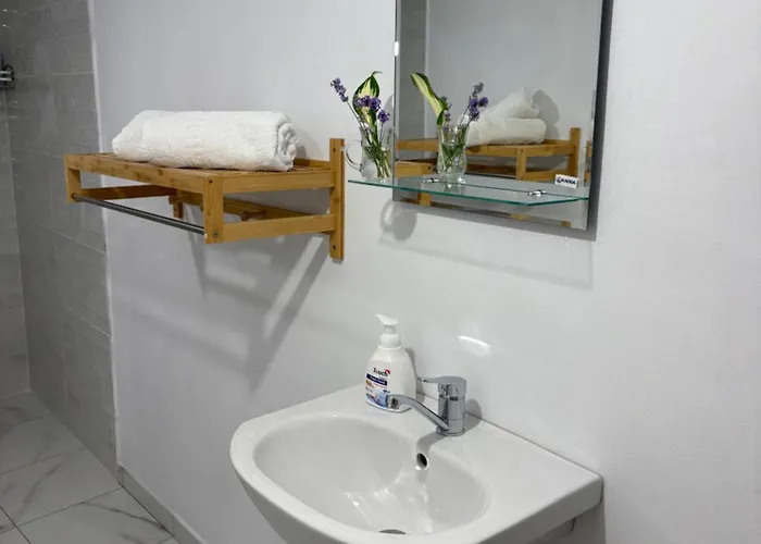 La Palma Cave Historic Stone In Old Town Cluj-Napoca